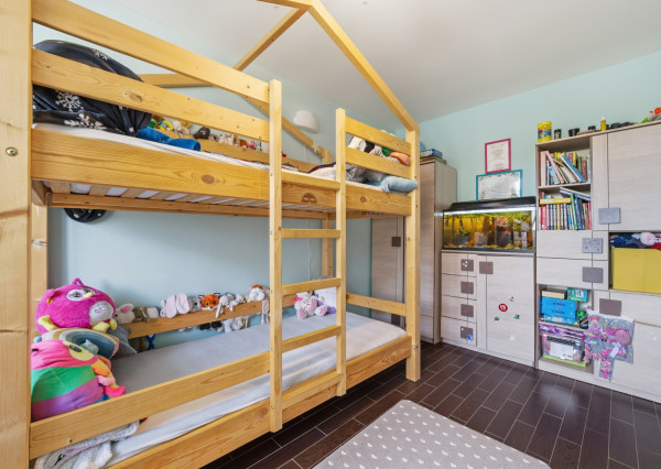 Na predaj moderný 4-izbový rodinný dom v Cabaj-Čápore