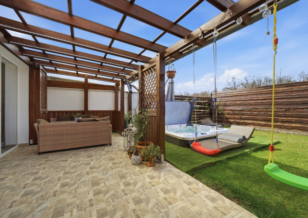 Na predaj moderný 4-izbový rodinný dom v Cabaj-Čápore