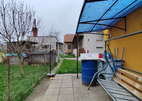 Na predaj čiastočne prerobený rodinný dom v obci Otrhánky