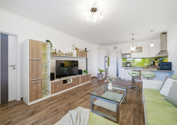 Na predaj novostavba radového rodinného domu v obci Láb