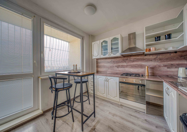 Na prenájom 1-izbový byt v Senci