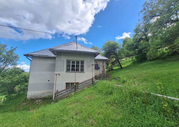 Na predaj dom v lese, blízko mesta Kokava nad Rimavicou
