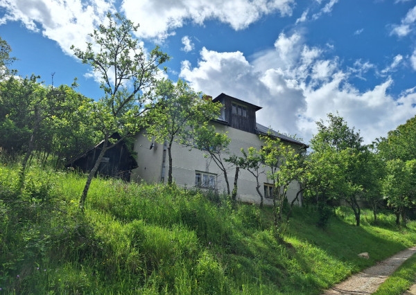 Na predaj dom v lese, blízko mesta Kokava nad Rimavicou