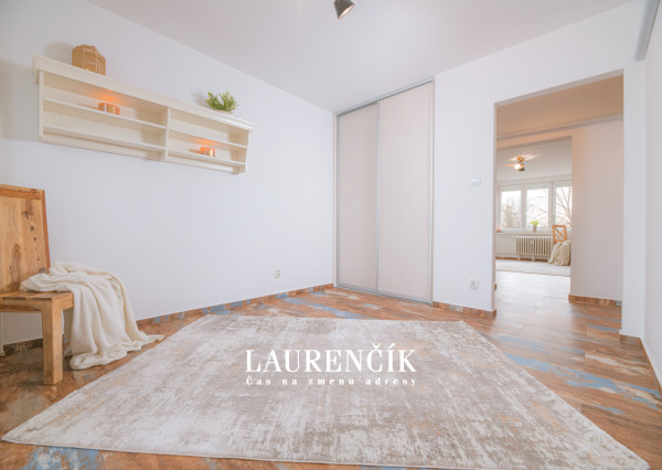 NA PRENÁJOM | 3 - IZBOVÝ BYT V ŠIRŠOM CENTRE TRENČÍNA | PET FRIENDLY