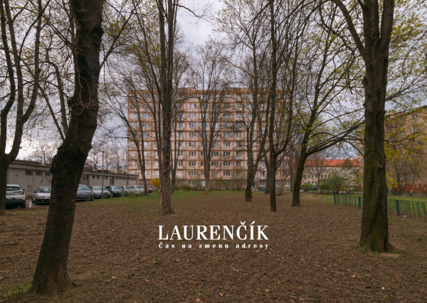 NA PRENÁJOM | 3 - IZBOVÝ BYT V ŠIRŠOM CENTRE TRENČÍNA | PET FRIENDLY