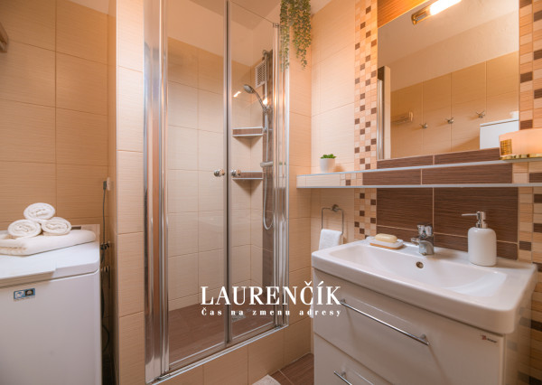 NA PREDAJ | 3 - IZBOVÝ BYT V TRENČÍNE, UL. VÝCHODNÁ