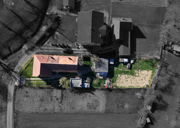 Na predaj čiastočne prerobený rodinný dom v obci Otrhánky