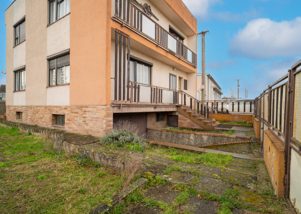 Na predaj samostatne stojaci rodinný dom v obci Veľké Leváre