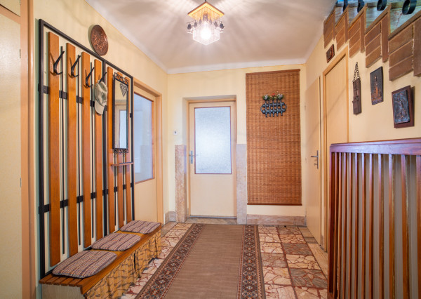 Na predaj samostatne stojaci rodinný dom v obci Veľké Leváre