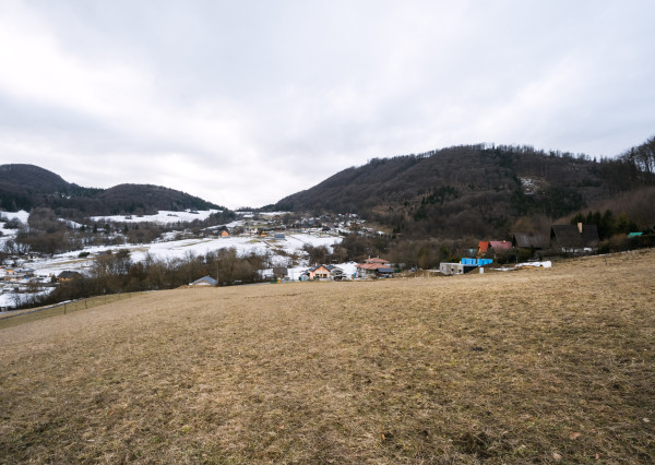 Na predaj investičný pozemok v rozvíjajúcej sa lokalite Lysica