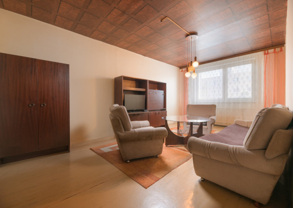 Na predaj 3izbový byt v pôvodnom stave v Trenčíne