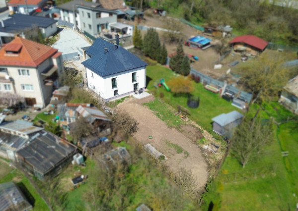 Na predaj kompletne zrekonštruovaný rodinný dom v Banskej Bystrici