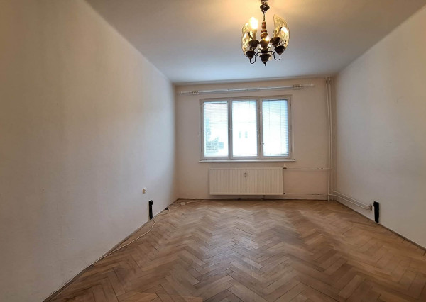 Na predaj 3-izbový byt v pôvodnom stave v Partizánskom