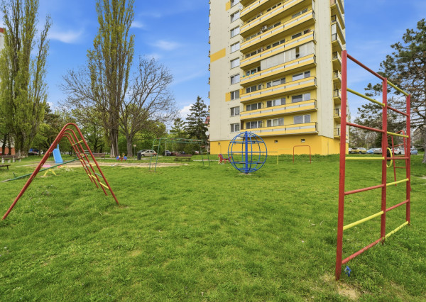 Na predaj 1-izbový byt s výhľadom na Zobor v Nitre