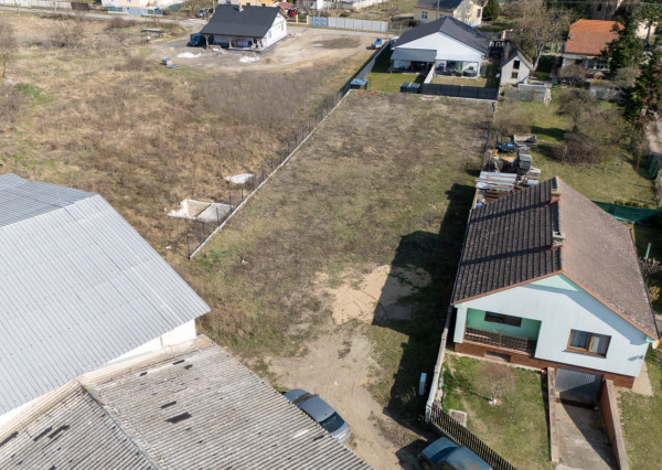 Na predaj pozemok s potenciálom rozvoja v Záhorskej Vsi