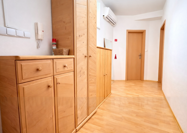 Na predaj 2-izbový byt v centre Bánovce nad Bebravou