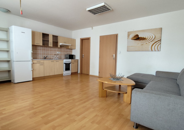 Na predaj 2-izbový byt v centre Bánovce nad Bebravou