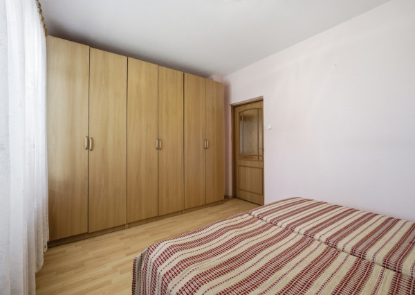 Na predaj samostatne stojaci 5-izbový rodinný dom v obci Jablonové