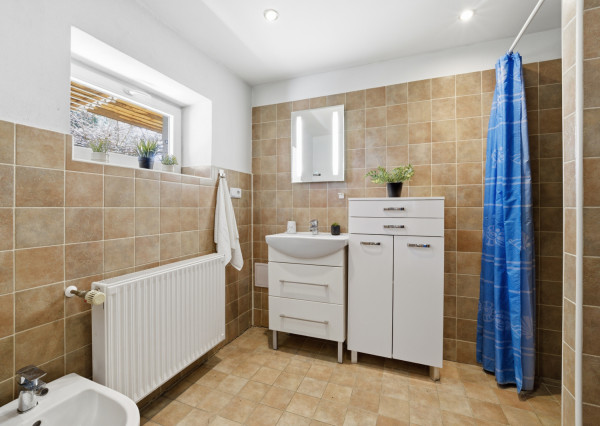 Na predaj vidiecky rodinný dom v obci Lakšárska Nová Ves