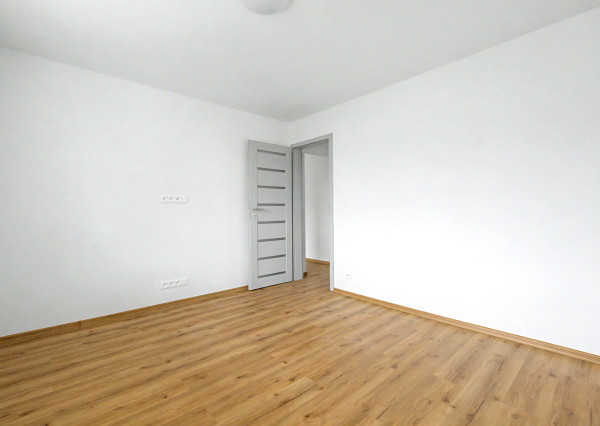 Na predaj prerobený 3-izbový byt s loggiou, Martin-Košúty II