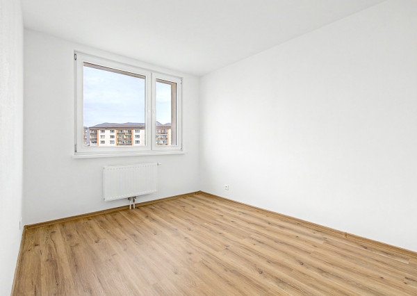 Na predaj prerobený 3-izbový byt s loggiou, Martin-Košúty II