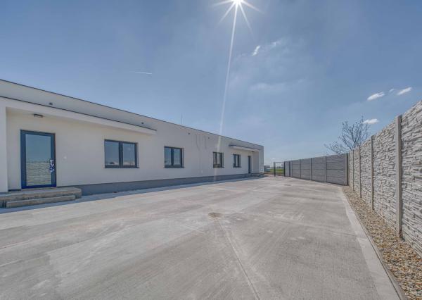 Na predaj rodinný dom v obci Tešedíkovo