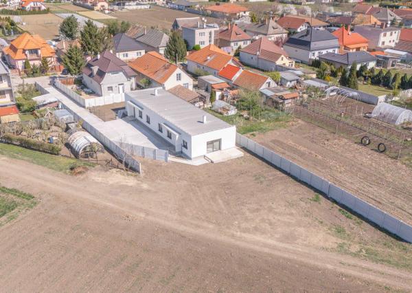 Na predaj rodinný dom v obci Tešedíkovo