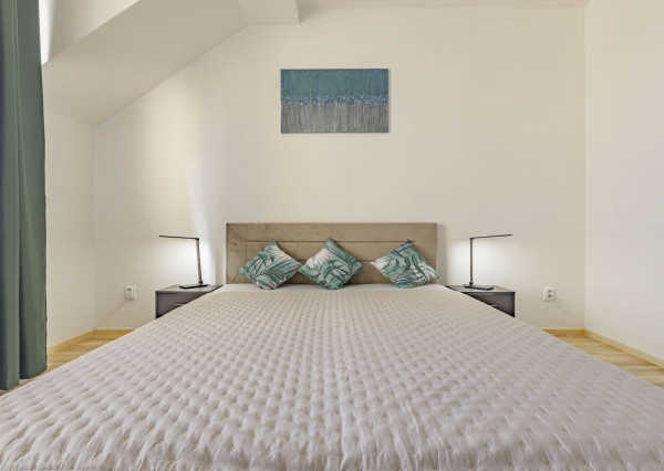 Na prenájom 2-izbový podkrovný byt s výhľadom v Prešove