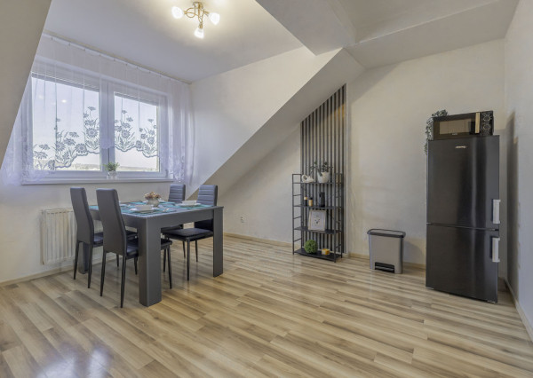 Na prenájom 2-izbový podkrovný byt s výhľadom v Prešove