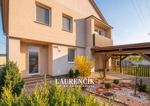 NA PREDAJ | DVOJGENERAČNÝ RODINNÝ DOM NITRIANSKE PRAVNO