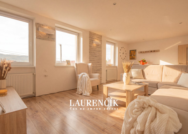 NA PREDAJ | DVOJGENERAČNÝ RODINNÝ DOM NITRIANSKE PRAVNO