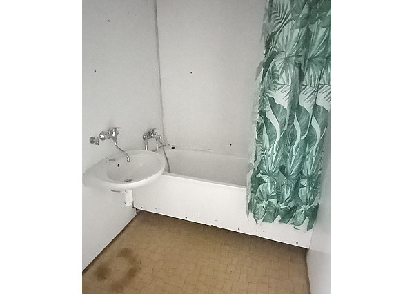 EXKLUZÍVNE NA PREDAJ | 2-izbový byt s loggiou | Spišská Nová Ves – E. M. Šoltésovej