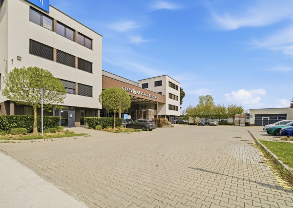 Na prenájom dve kancelárie na Zavarskej ulici v Trnave