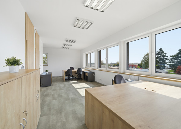 Na prenájom dve kancelárie na Zavarskej ulici v Trnave