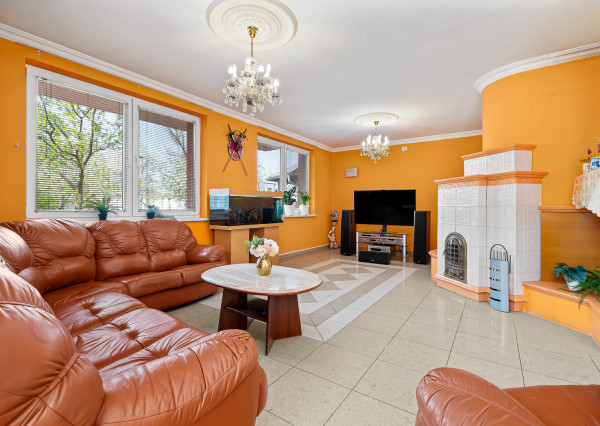 Na predaj 6-izbový rodinný dom s krásnou záhradou v Šamoríne