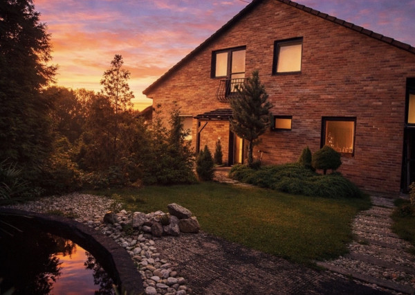 Na predaj priestranný, zariadený rodinný dom v Cerovej