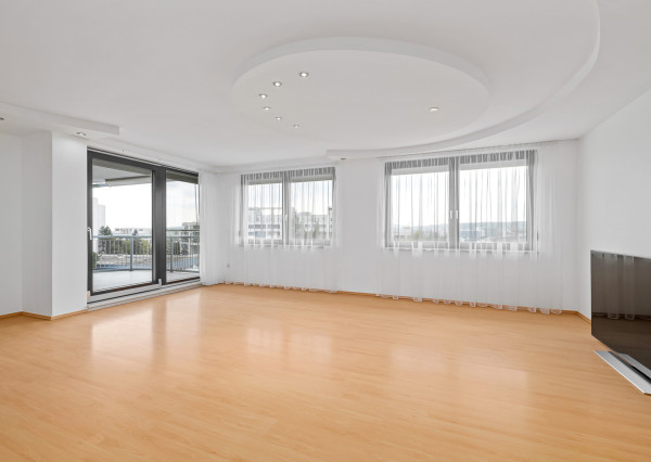 Na predaj luxusný mezonet s terasou a garážou v Starom meste