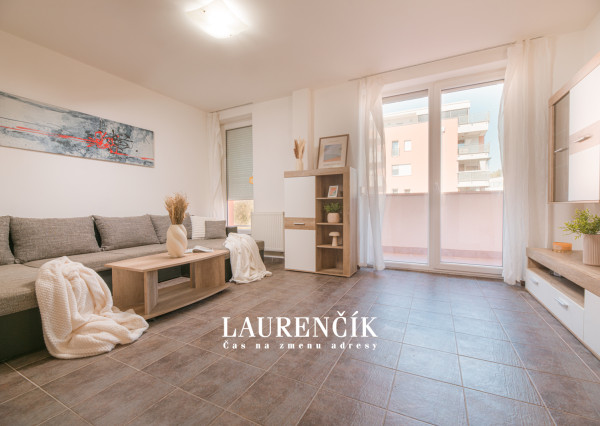 NA PRENÁJOM | 2- IZBOVÝ BYT S PARKOVACÍM MIESTOM, VILLA PARK - TRENČÍN