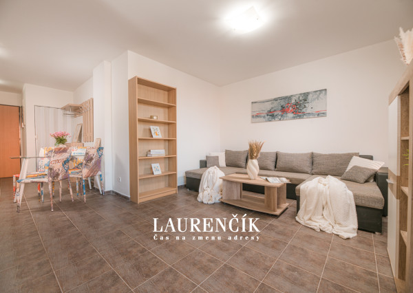 NA PRENÁJOM | 2- IZBOVÝ BYT S PARKOVACÍM MIESTOM, VILLA PARK - TRENČÍN