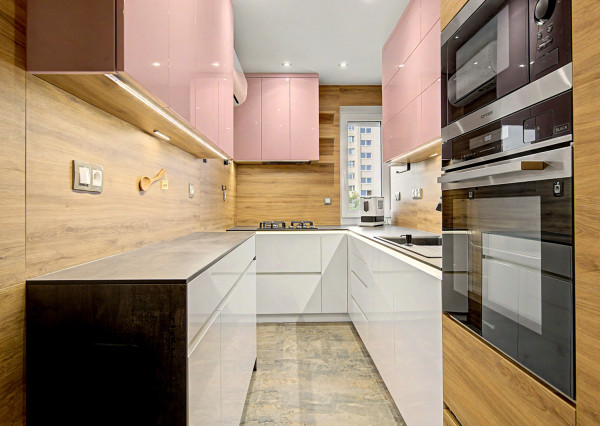 Na predaj prerobený, zariadený 3 izbový byt v Ružinove BA