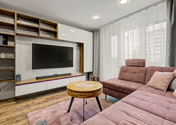 Na predaj prerobený, zariadený 3 izbový byt v Ružinove BA