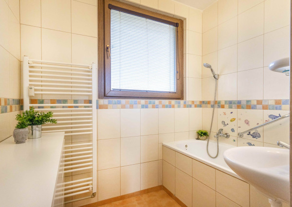 Na prenájom zariadený 3-izbový byt v Dunajskej Strede