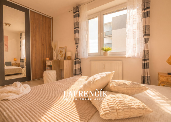 NA PREDAJ | 2 - IZBOVÝ BYT V NOVOSTAVBE S PARKOVACÍM MIESTOM, TRENČIANSKE STANKOVCE