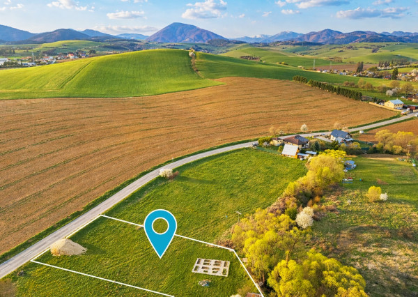 Na predaj pozemok v perspektívnej lokalite Dolného Kalníka