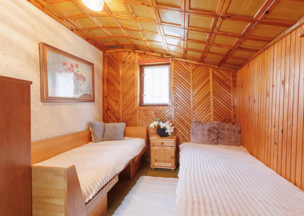 Na predaj chatka s celoročným bývaním v Považskom Chlmci