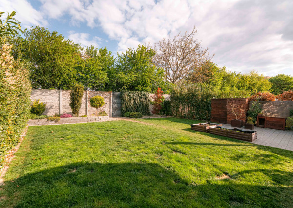 Na predaj 5-izbový rodinný dom v Trenčíne - Zlatovciach