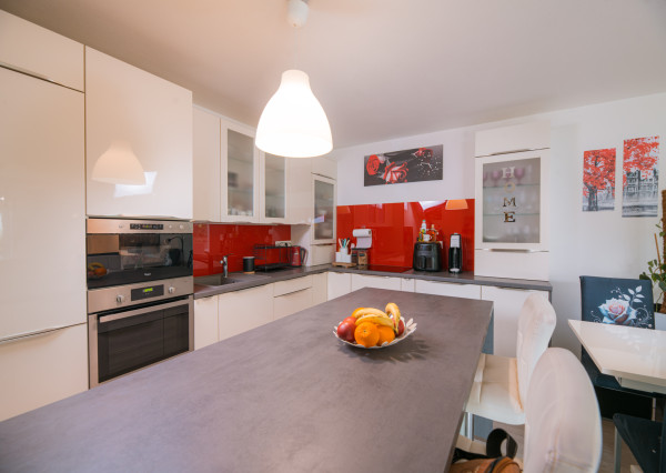 Na predaj 5-izbový rodinný dom v Trenčíne - Zlatovciach