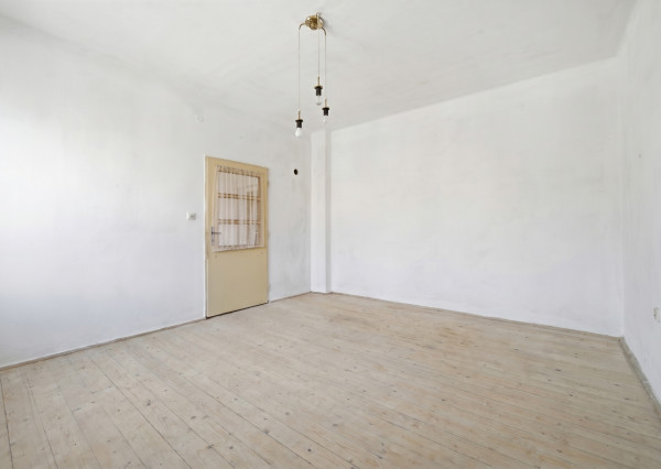 Na predaj rodinný dom vhodný na rekonštrukciu v Stupave