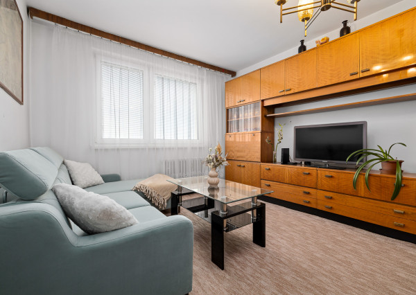 Na predaj kompletne zariadený 3-izbový byt v Podunajských Biskupiciach