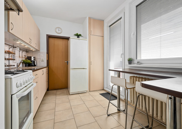 Na predaj kompletne zariadený 3-izbový byt v Podunajských Biskupiciach